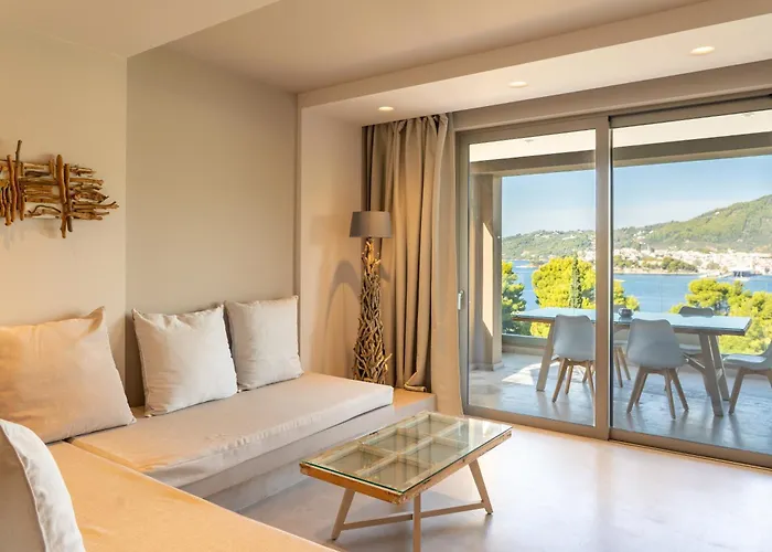 Pensión Core Luxury (adults Only) 4*