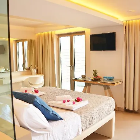 Core Luxury (adults Only) בית הארחה העיירה סקיאתוס