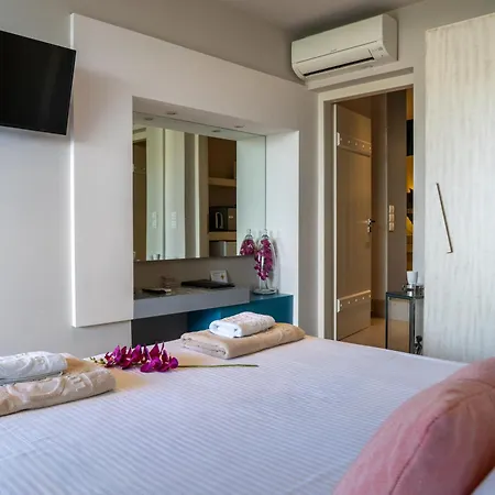 بيت ضيافة Core Luxury (adults Only) 4*