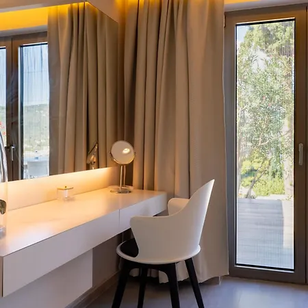 بيت ضيافة Core Luxury (adults Only)