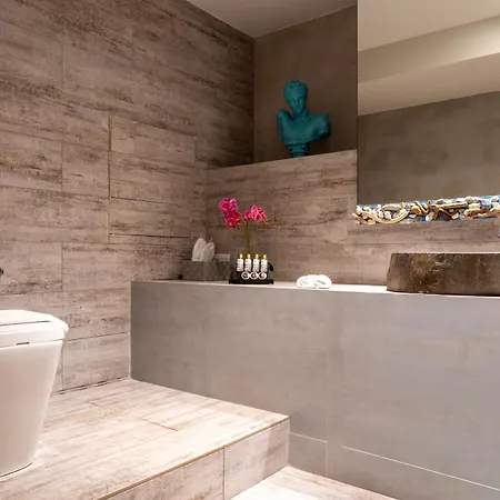 Core Luxury