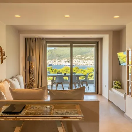 Core Luxury (adults Only) İskados