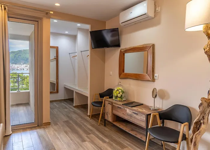 Core Luxury (adults Only) Pensiune 4*