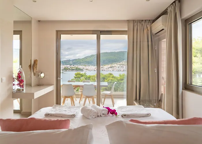 Core Luxury (adults Only) Konukevi İskados